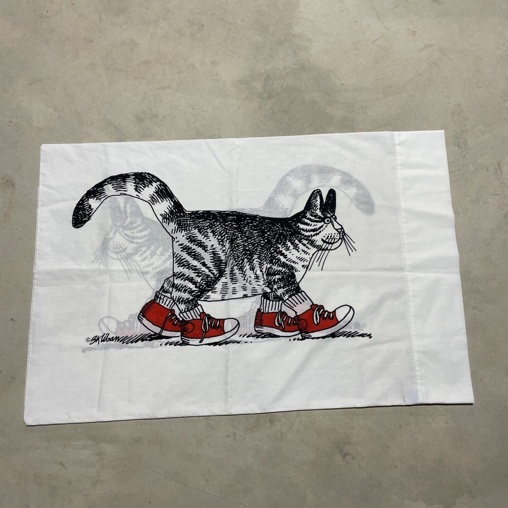 Vintage B KLIBAN CAT Burlington Red Sneakers PILLOWCASE Pillow Case Standard Usa